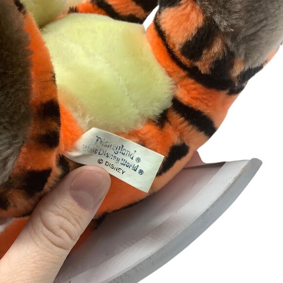 Vtg DIsney Tigger Plush Stuffed Animal Toy 8" Disneyland Walt Disney World - Picture 6 of 8